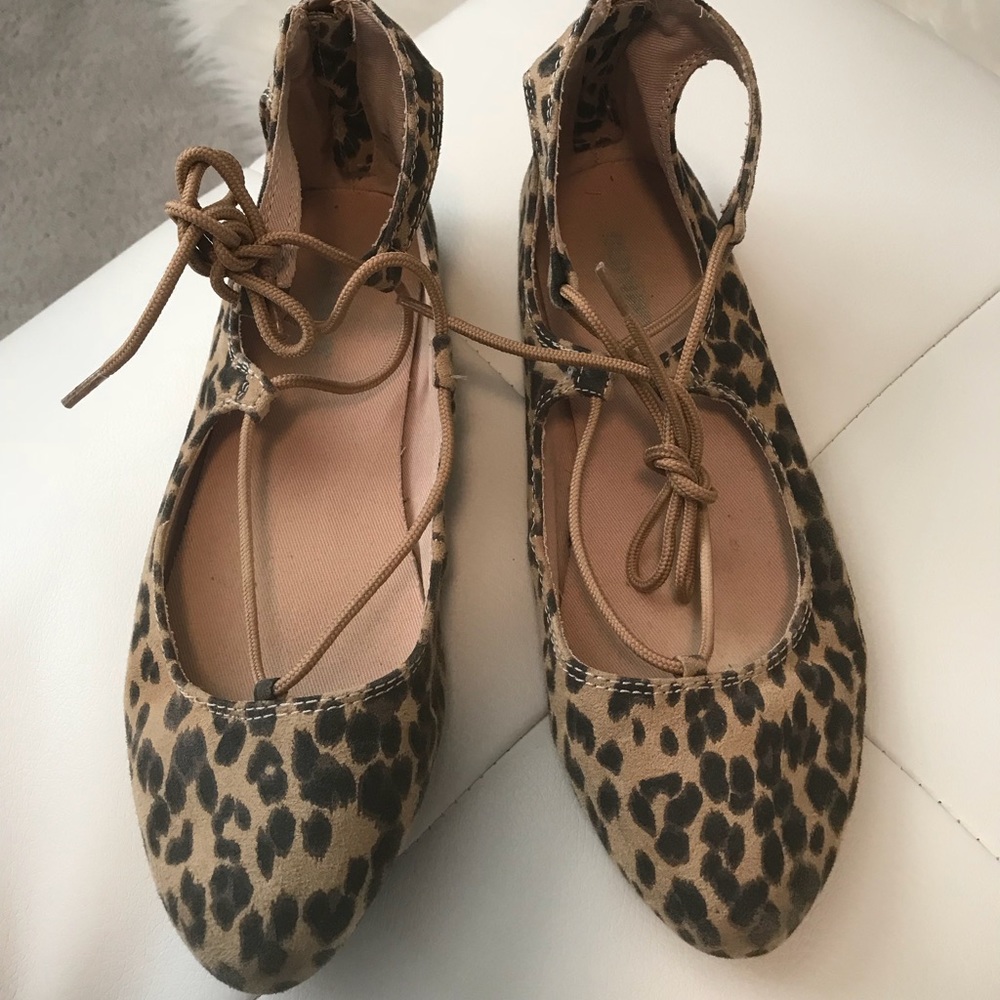 Girls flat animal print shoes